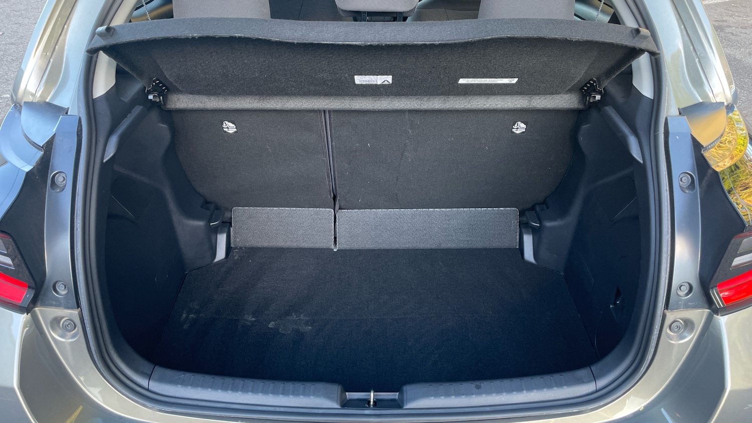 Used Toyota Yaris 2023 for sale - 77062044: Photo 14