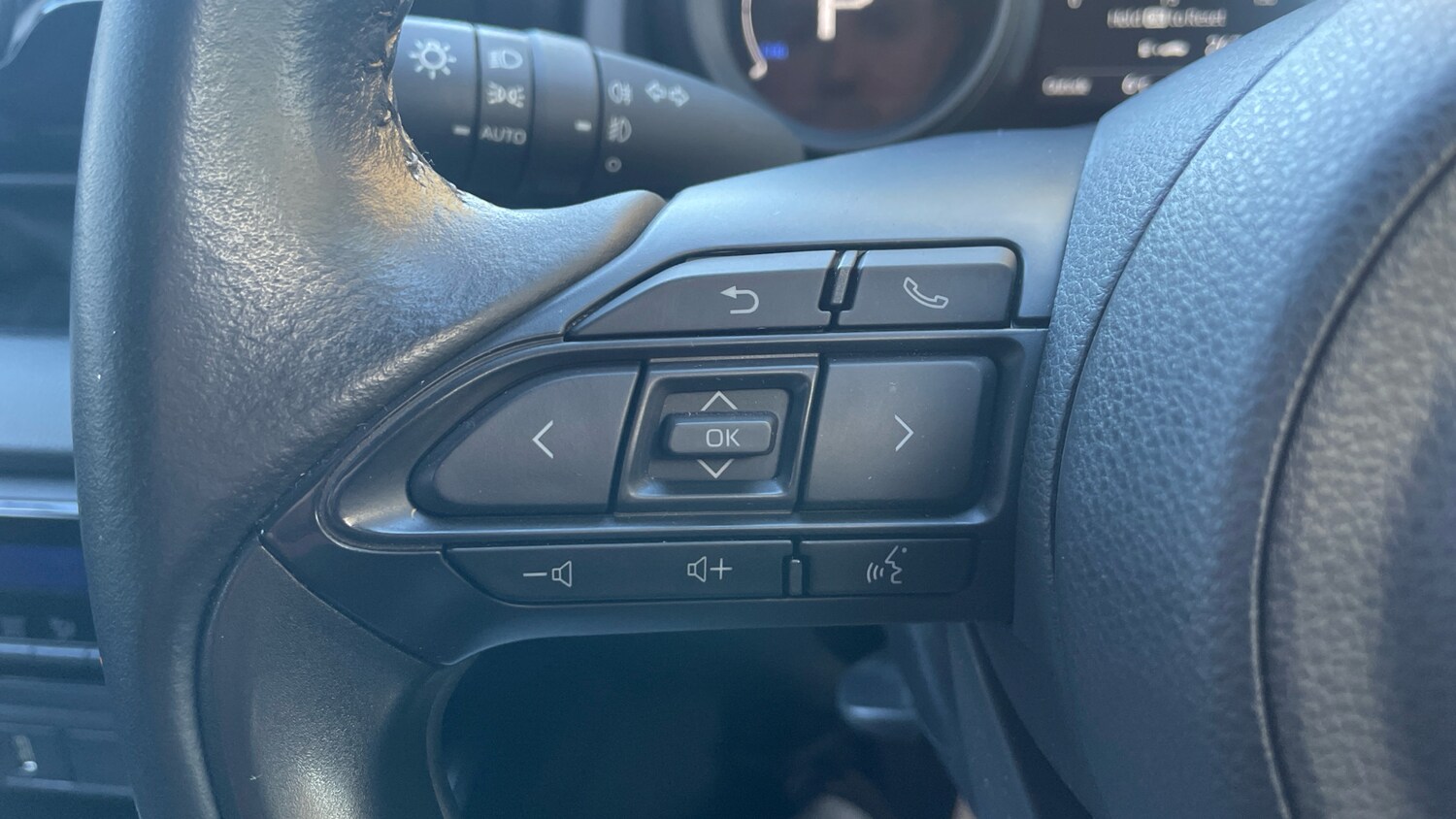 Used Toyota Yaris 2023 for sale - 77062044: Photo 36