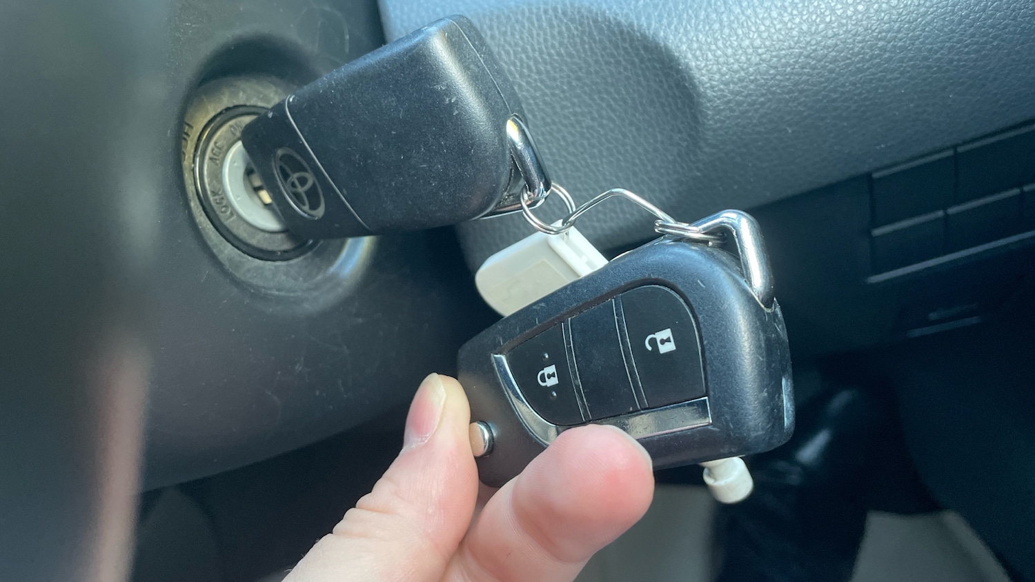 Used Toyota Yaris 2023 for sale - 77062044: Photo 41