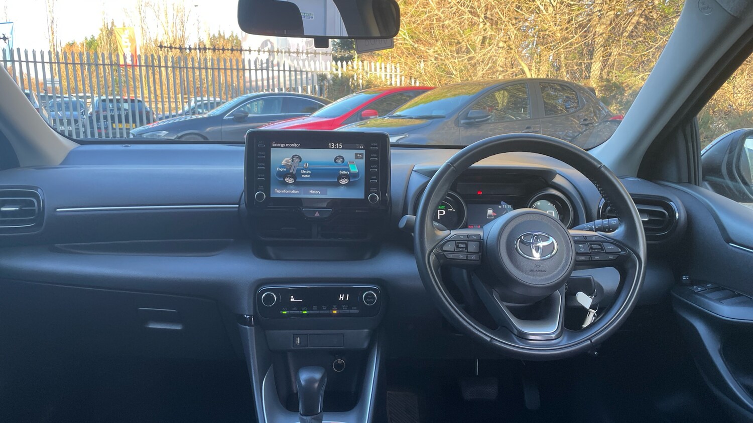 Used Toyota Yaris 2023 for sale - 77062044: Photo 5