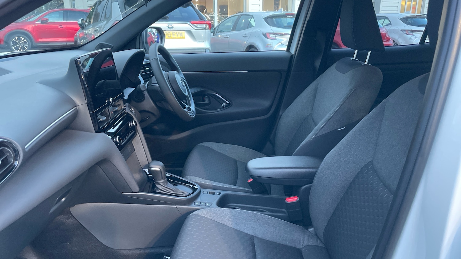 Used Toyota Yaris Cross 2025 for sale - 77136823: Photo 10