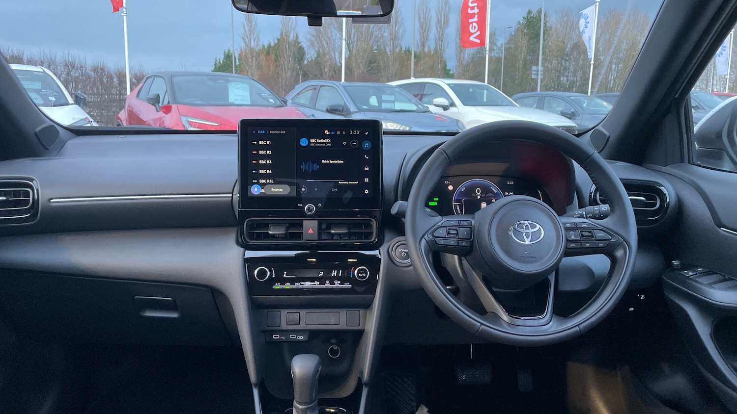 Used Toyota Yaris Cross 2025 for sale - 77136823: Photo 5