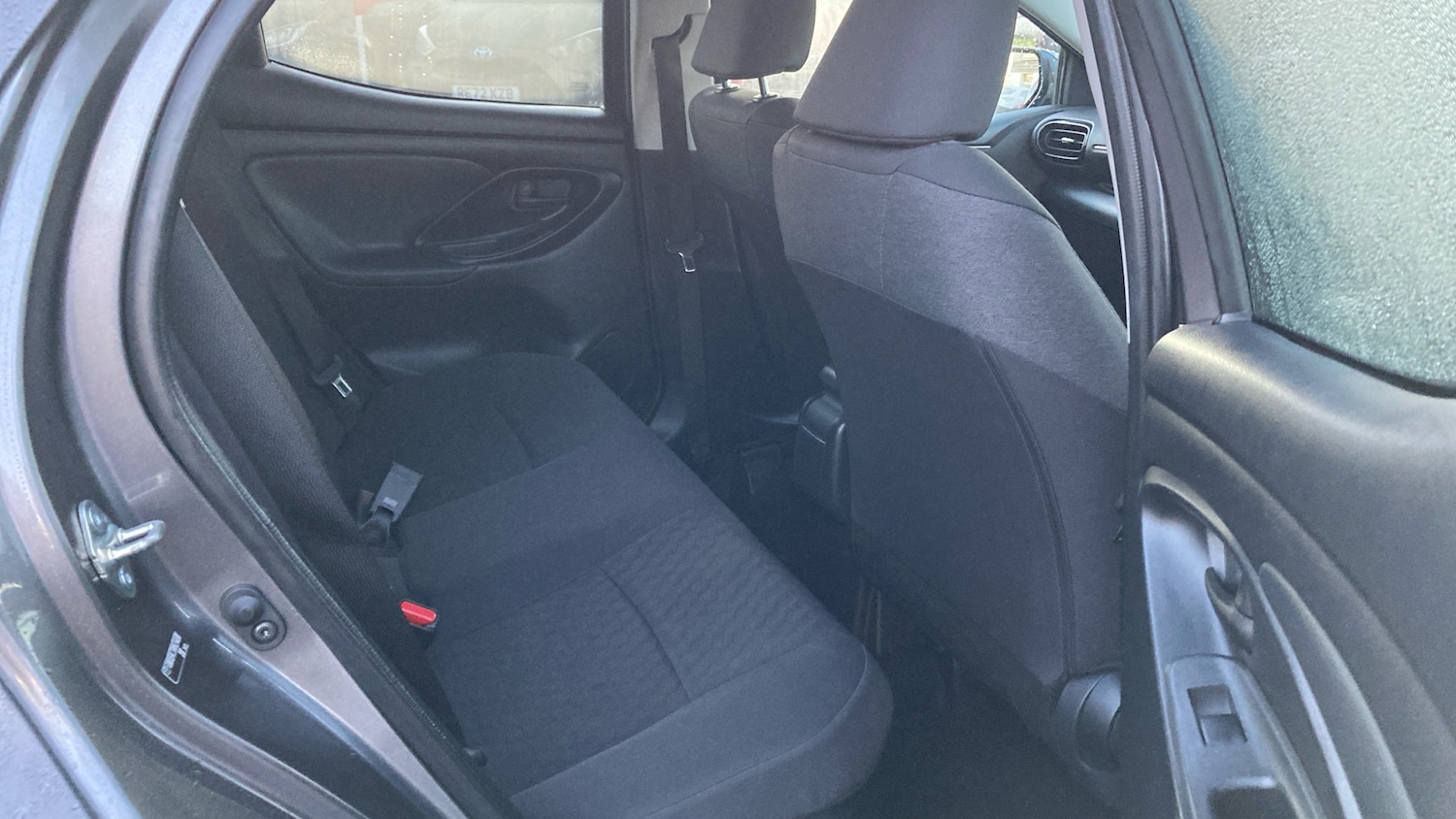 Used Toyota Yaris 2022 for sale - 76833948: Photo 12