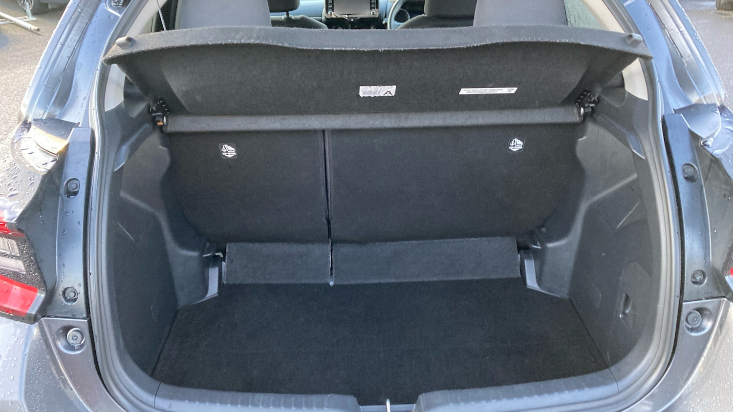 Used Toyota Yaris 2022 for sale - 76833948: Photo 14