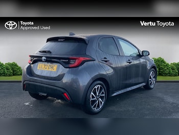 Used Toyota Yaris 2022 for sale - 76833948: Photo