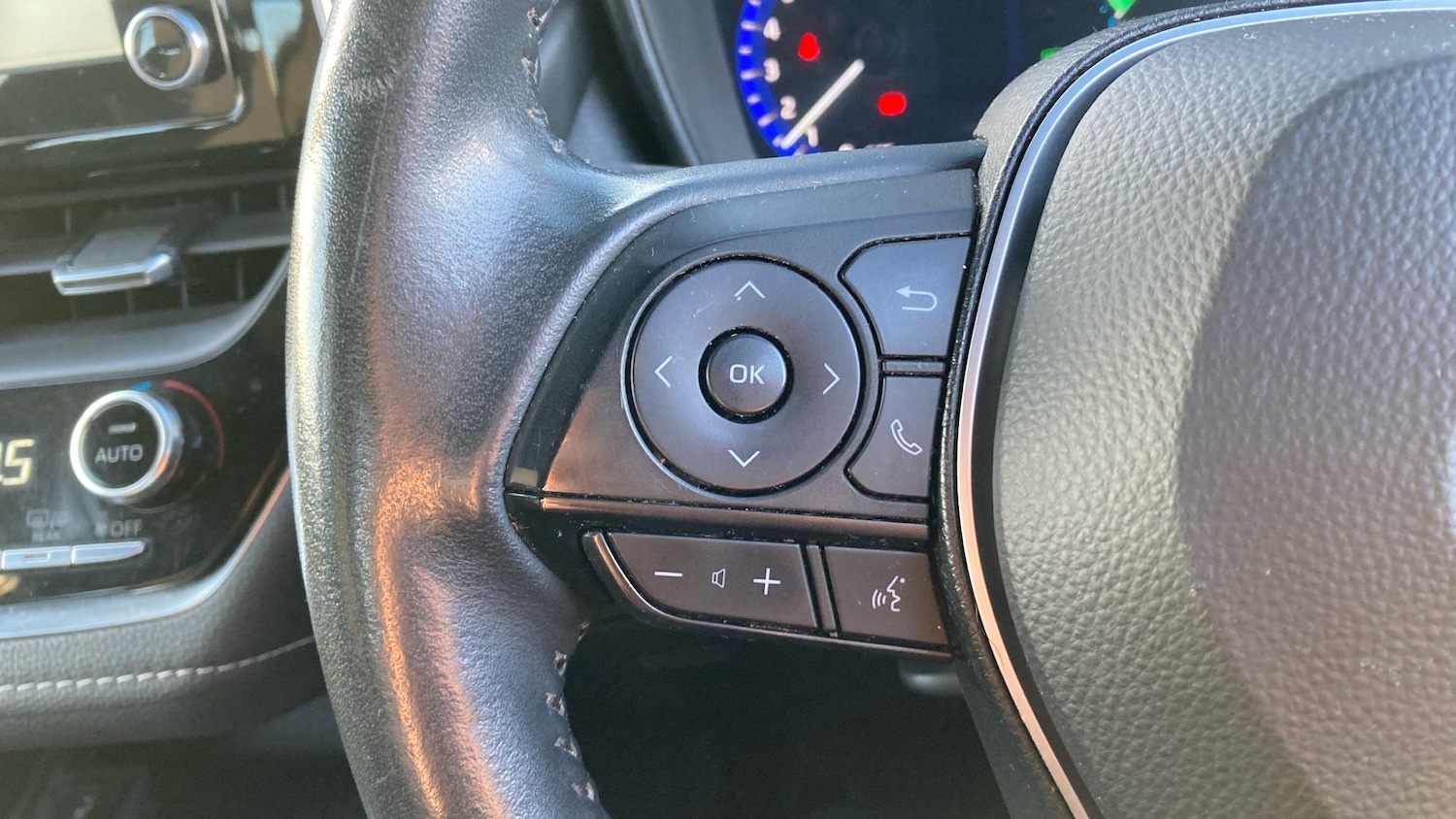 Used Toyota Corolla 2022 for sale - 76910944: Photo 31