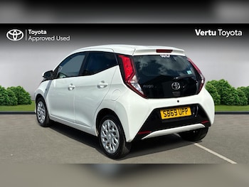 Used Toyota AYGO 2020 for sale - 79352909: Photo
