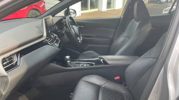 Used Toyota C-HR 2021 for sale - 76218684: Photo 10