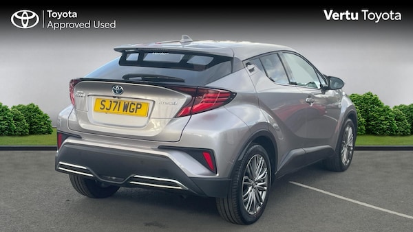 Used Toyota C-HR 2021 for sale - 76218684: Photo 2