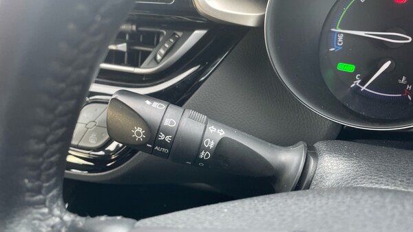 Used Toyota C-HR 2021 for sale - 76218684: Photo 41