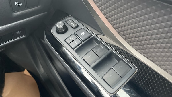 Used Toyota C-HR 2021 for sale - 76218684: Photo 42