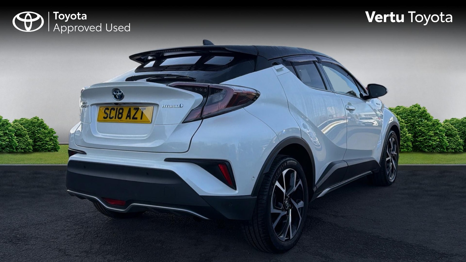 Used Toyota C-HR 2018 for sale - 77975742: Photo 2