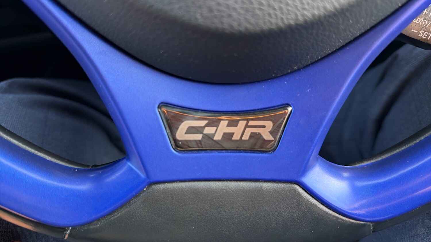 Used Toyota C-HR 2018 for sale - 77975742: Photo 42