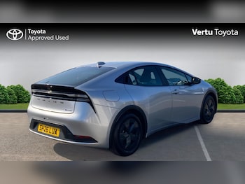 Used Toyota Prius 2026 for sale - 79462939: Photo