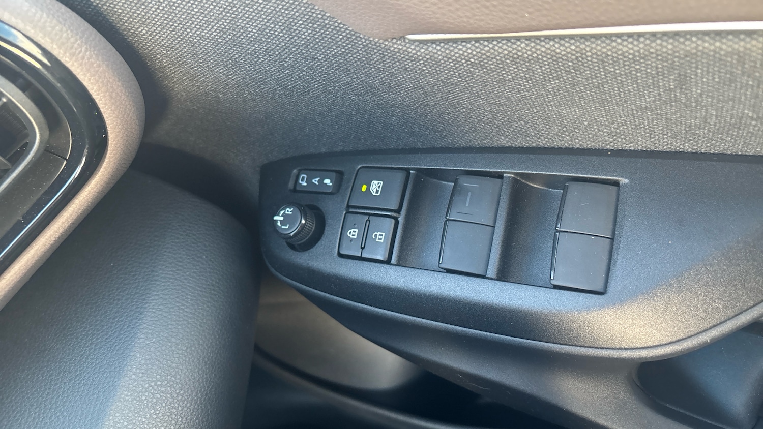 Used Toyota Yaris Cross 2021 for sale - 76340523: Photo 29