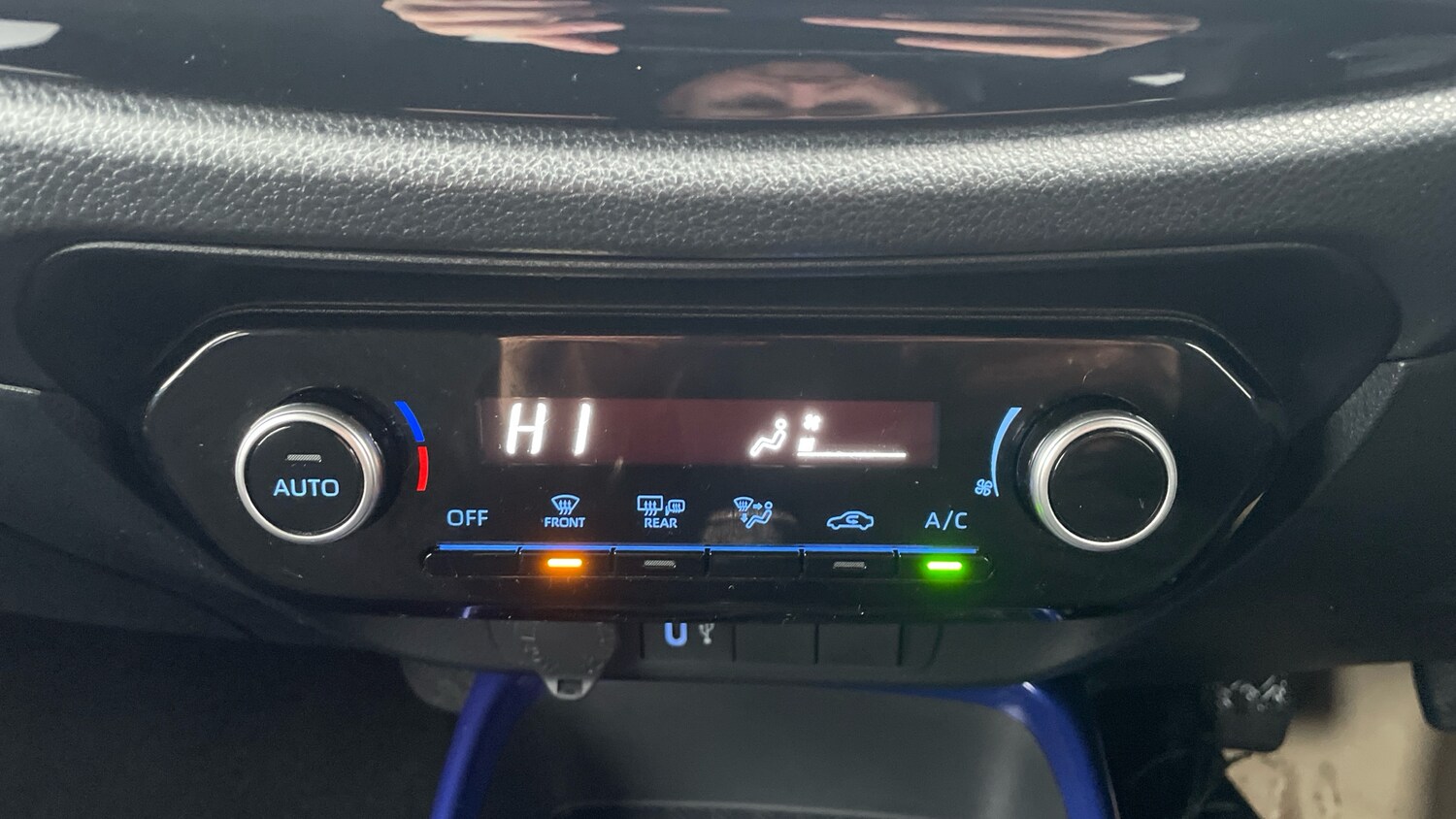 Used Toyota Aygo X 2024 for sale - 76422223: Photo 32