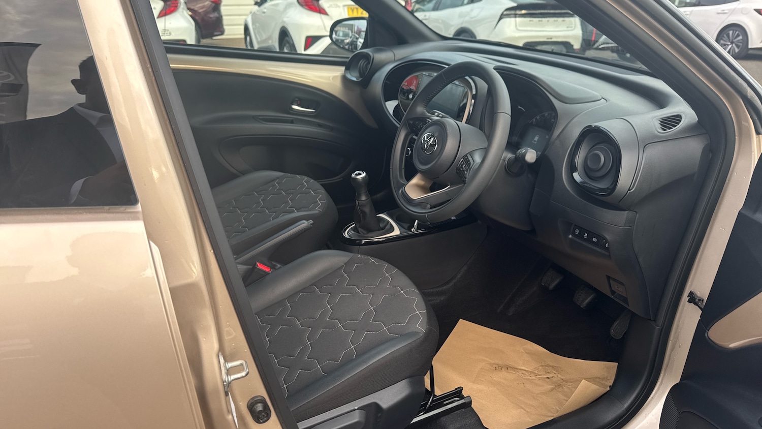 Used Toyota Aygo X 2023 for sale - 76275924: Photo 11