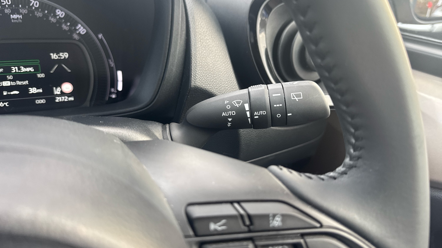 Used Toyota Aygo X 2023 for sale - 76275924: Photo 32