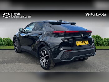 Used Toyota C-HR 2025 for sale - 78552787: Photo