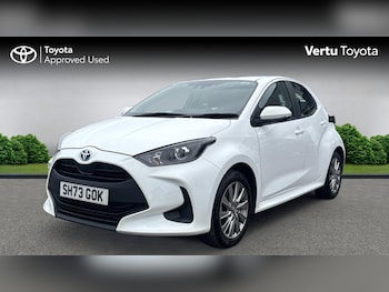 Used Toyota Yaris 2023 for sale - 79130525: Photo