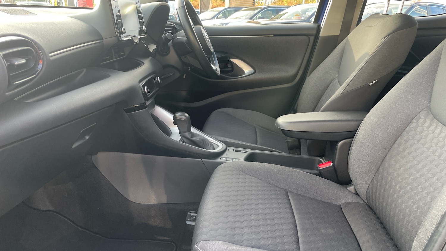 Used Toyota Yaris 2020 for sale - 76340521: Photo 10