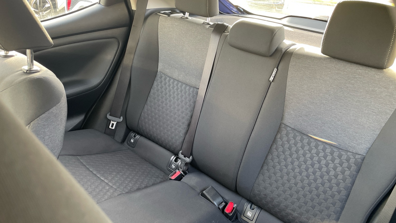 Used Toyota Yaris 2020 for sale - 76340521: Photo 23