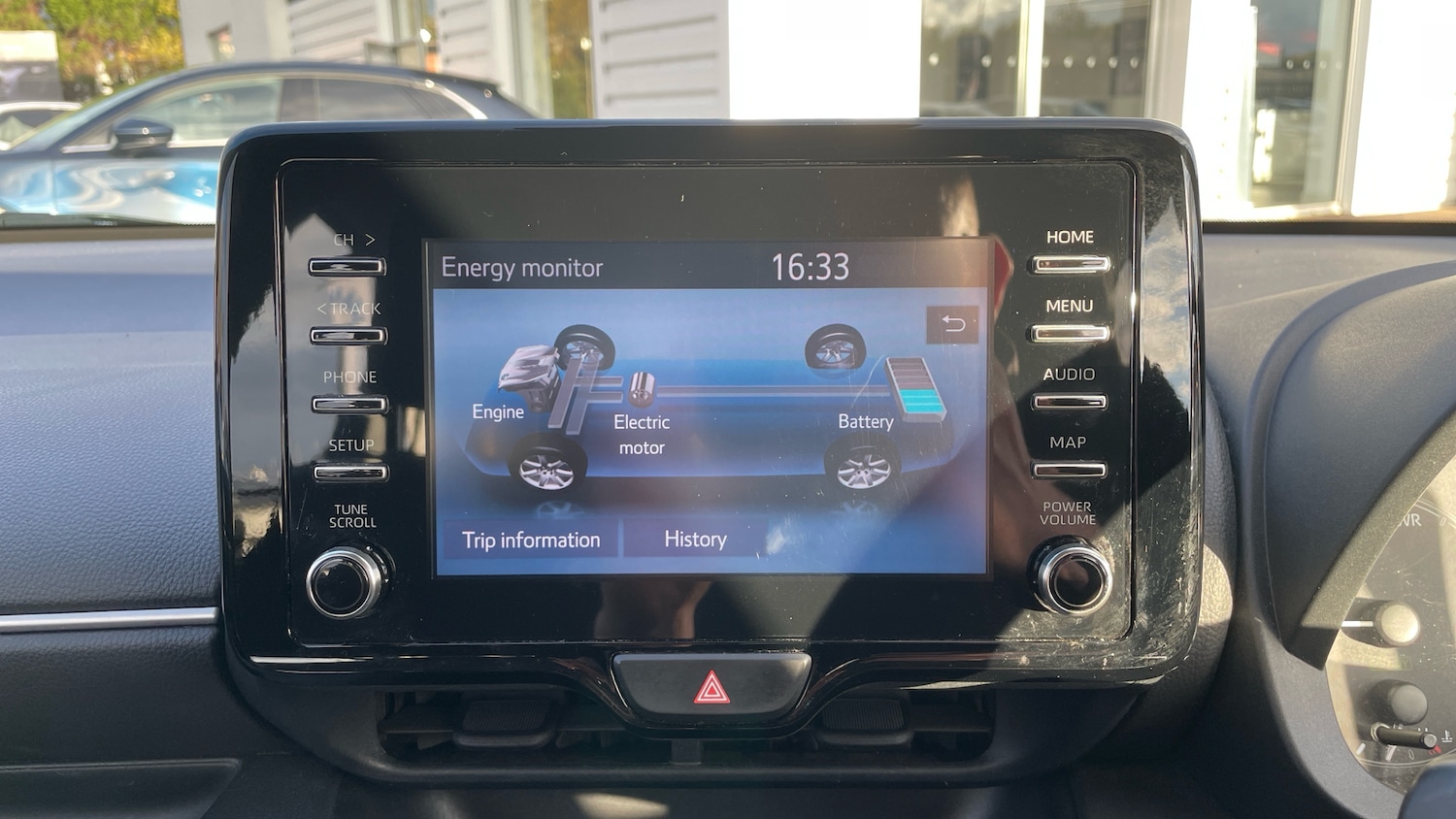 Used Toyota Yaris 2020 for sale - 76340521: Photo 28