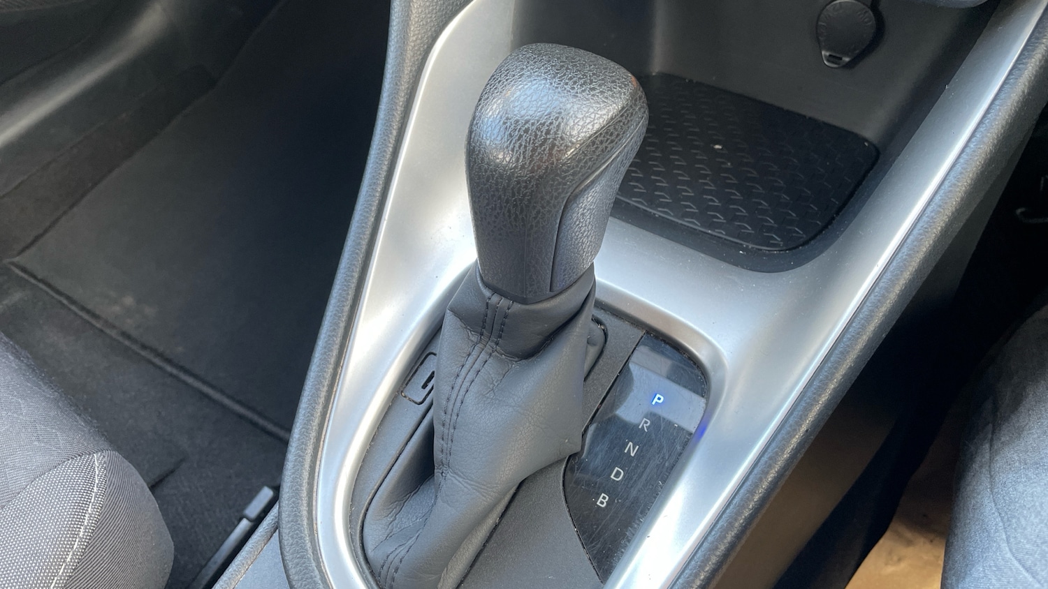 Used Toyota Yaris 2020 for sale - 76340521: Photo 33