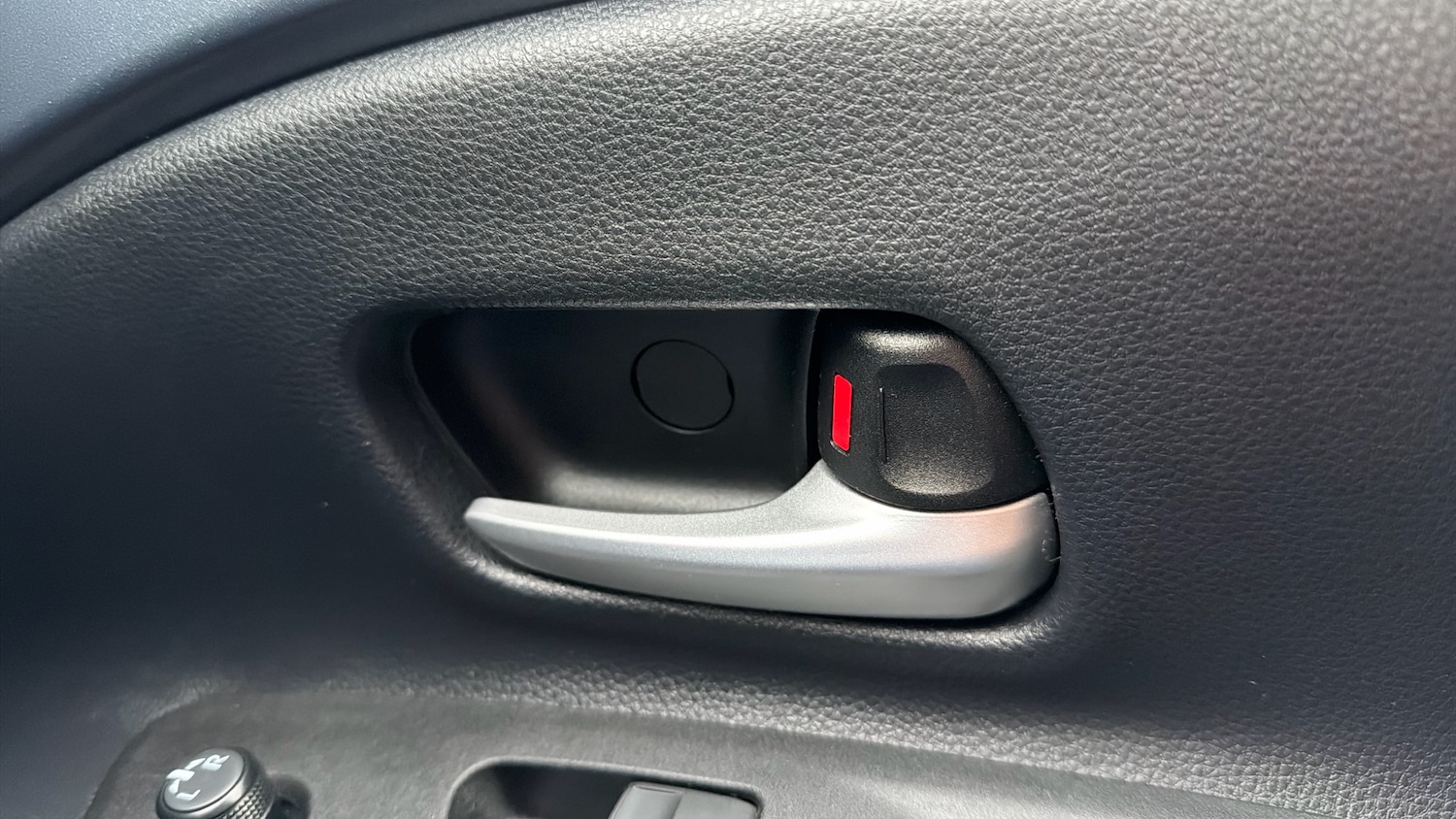 Used Toyota Aygo X 2025 for sale - 77323837: Photo 33