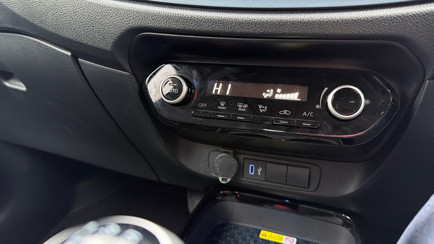 Used Toyota Aygo X 2025 for sale - 77323837: Photo 34