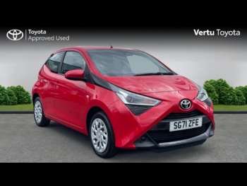 2021 (71) - 1.0 VVT-i X-Play TSS 5dr Petrol Hatchback