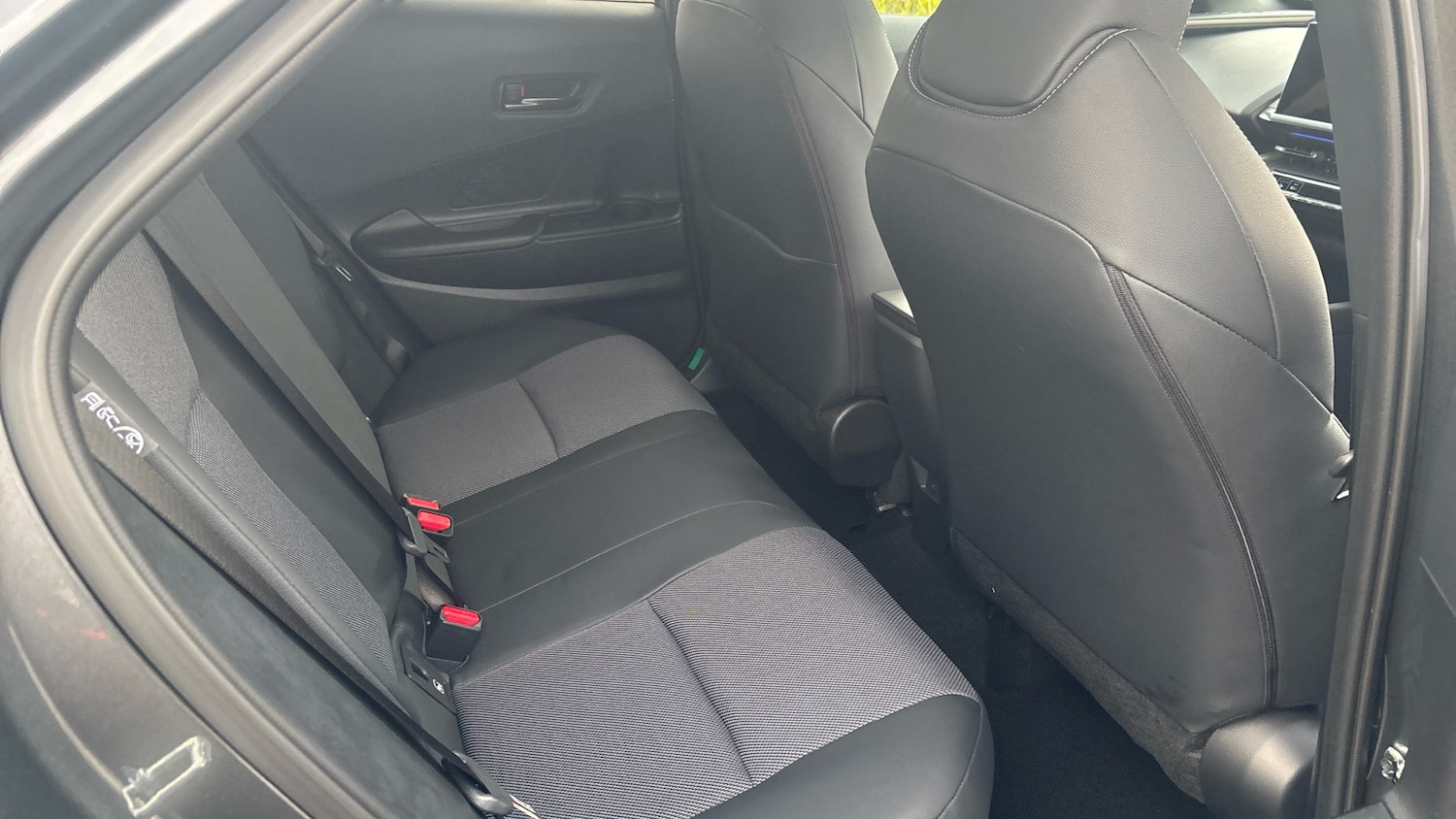 Used Toyota C-HR 2025 for sale - 77136798: Photo 12