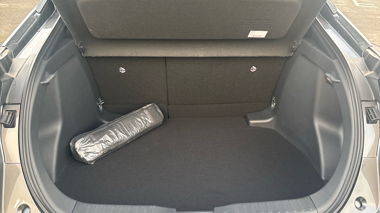 Used Toyota C-HR 2025 for sale - 77136798: Photo 14