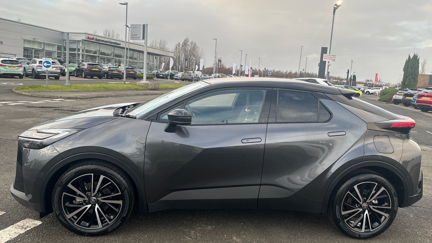 Used Toyota C-HR 2025 for sale - 77136798: Photo 17