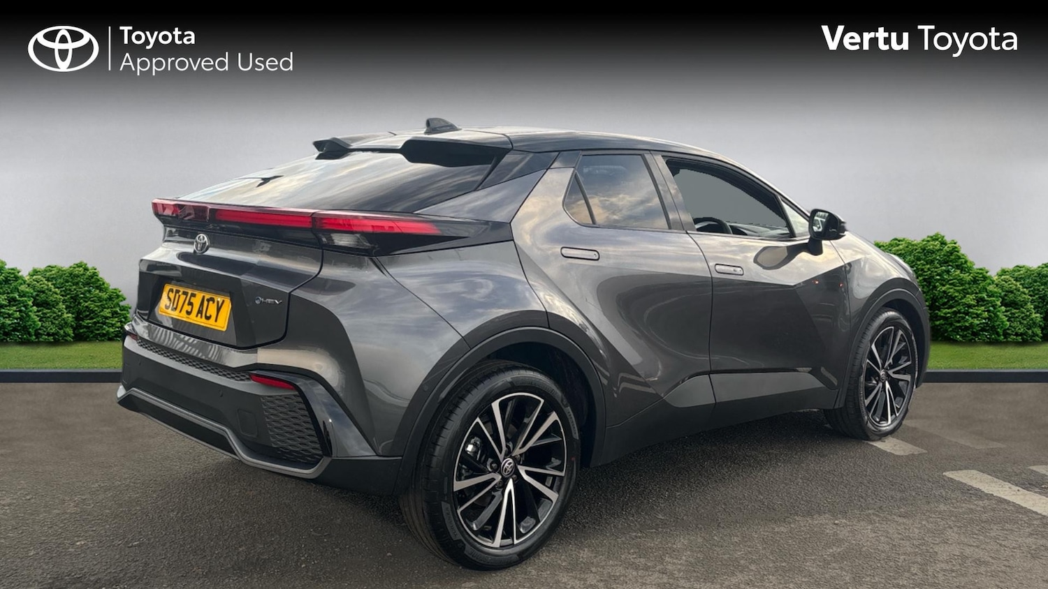 Used Toyota C-HR 2025 for sale - 77136798: Photo 2