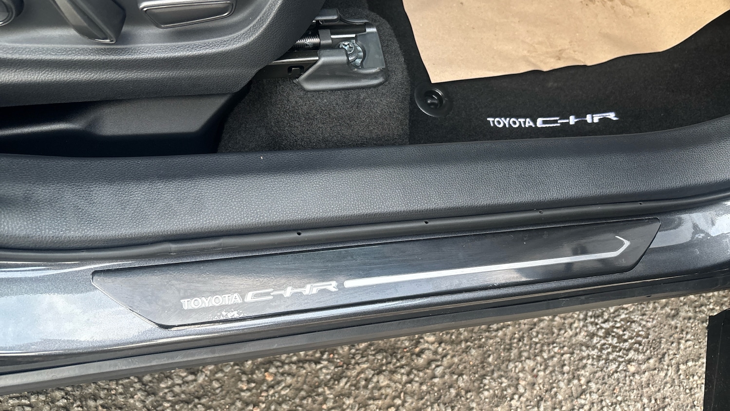 Used Toyota C-HR 2025 for sale - 77136798: Photo 33