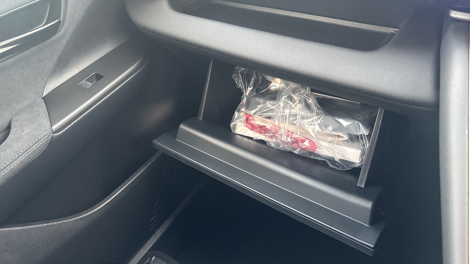 Used Toyota C-HR 2025 for sale - 77136798: Photo 47