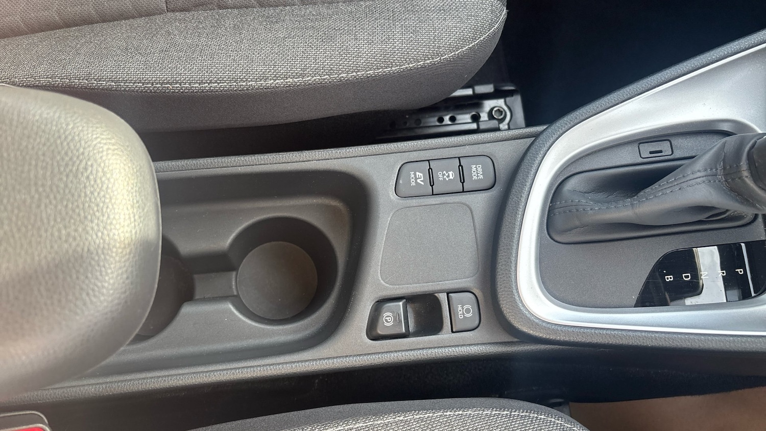 Used Toyota Yaris Cross 2023 for sale - 76196351: Photo 30