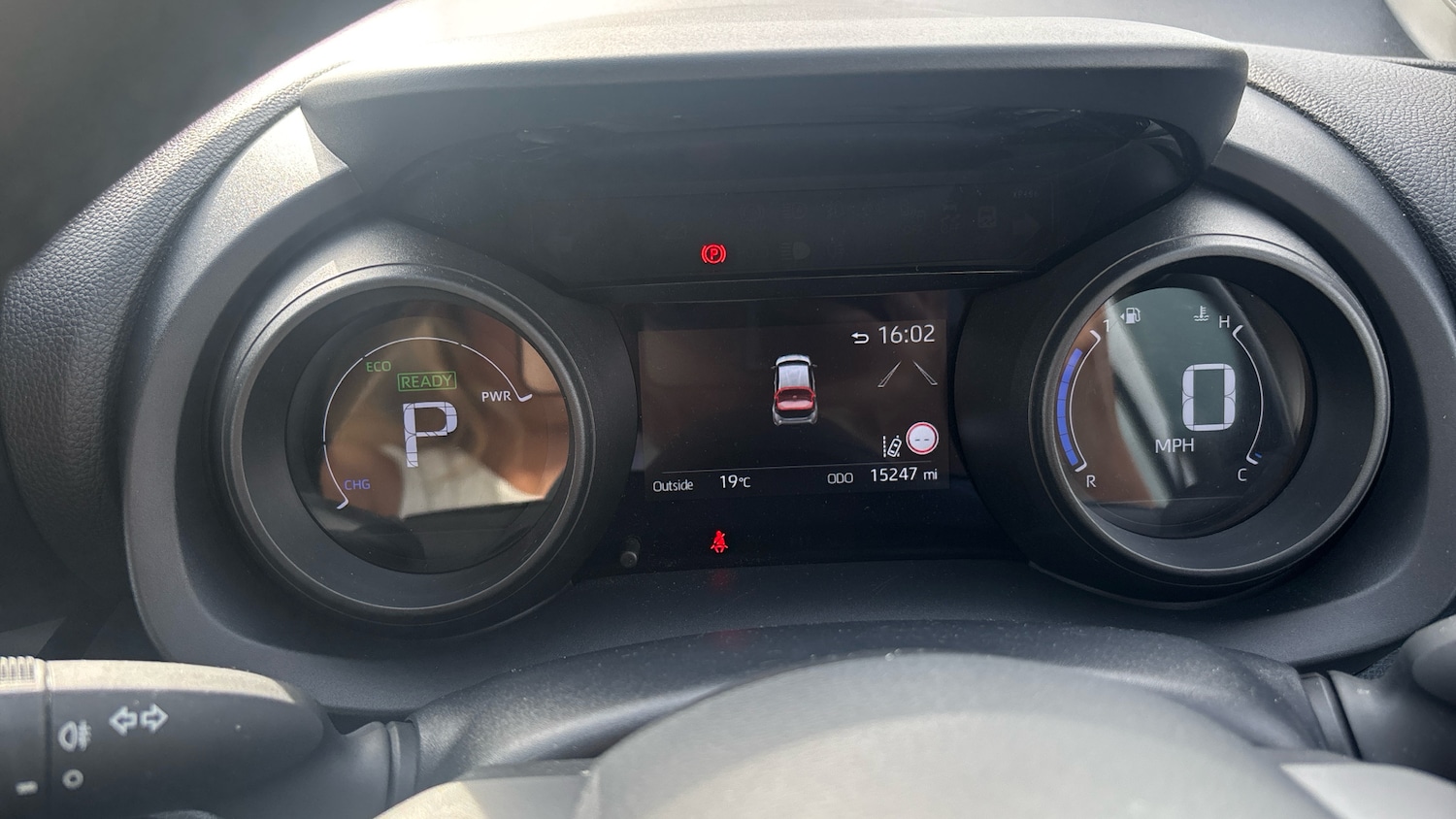 Used Toyota Yaris Cross 2023 for sale - 76196351: Photo 9
