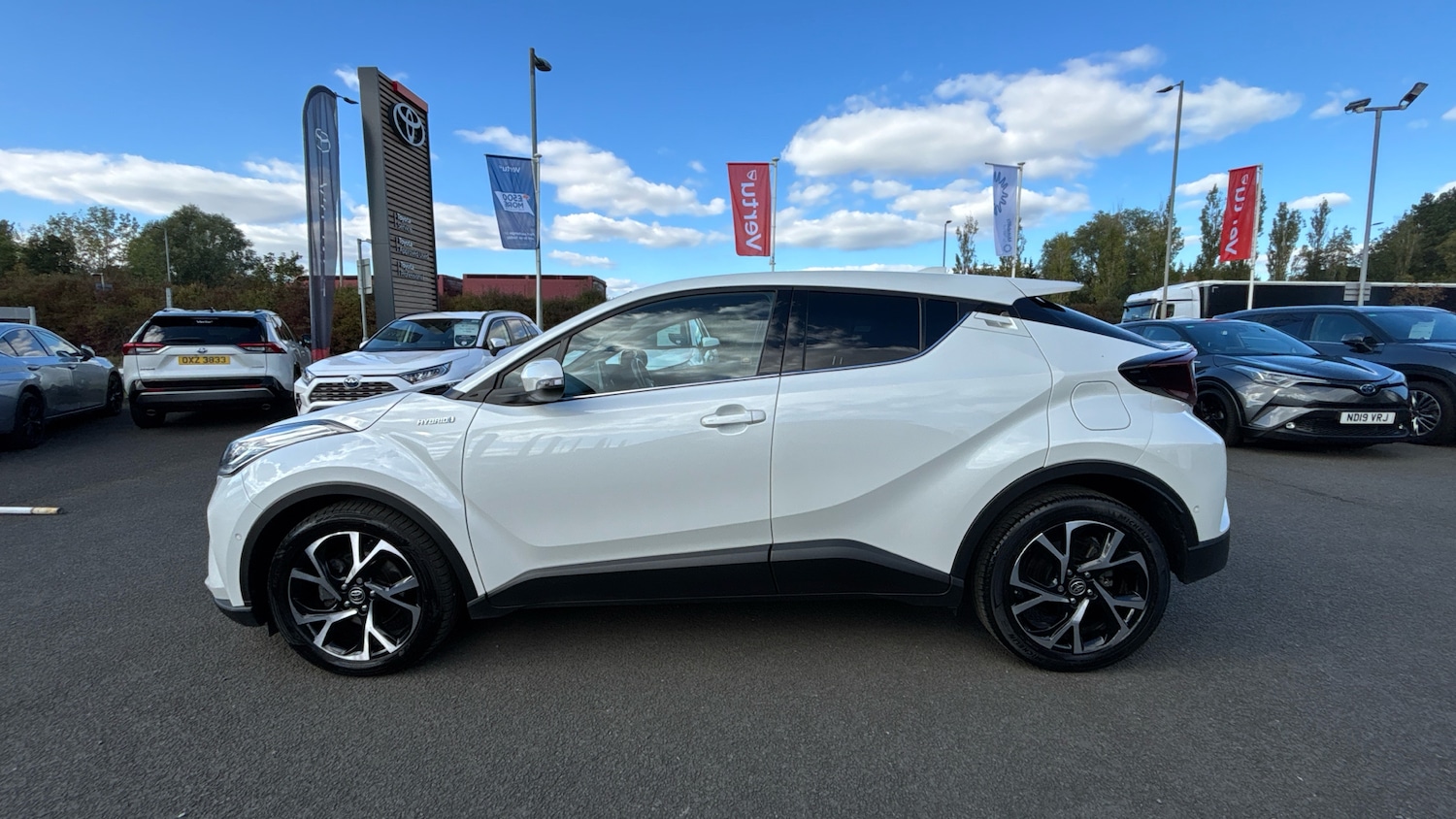Used Toyota C-HR 2022 for sale - 76384888: Photo 17