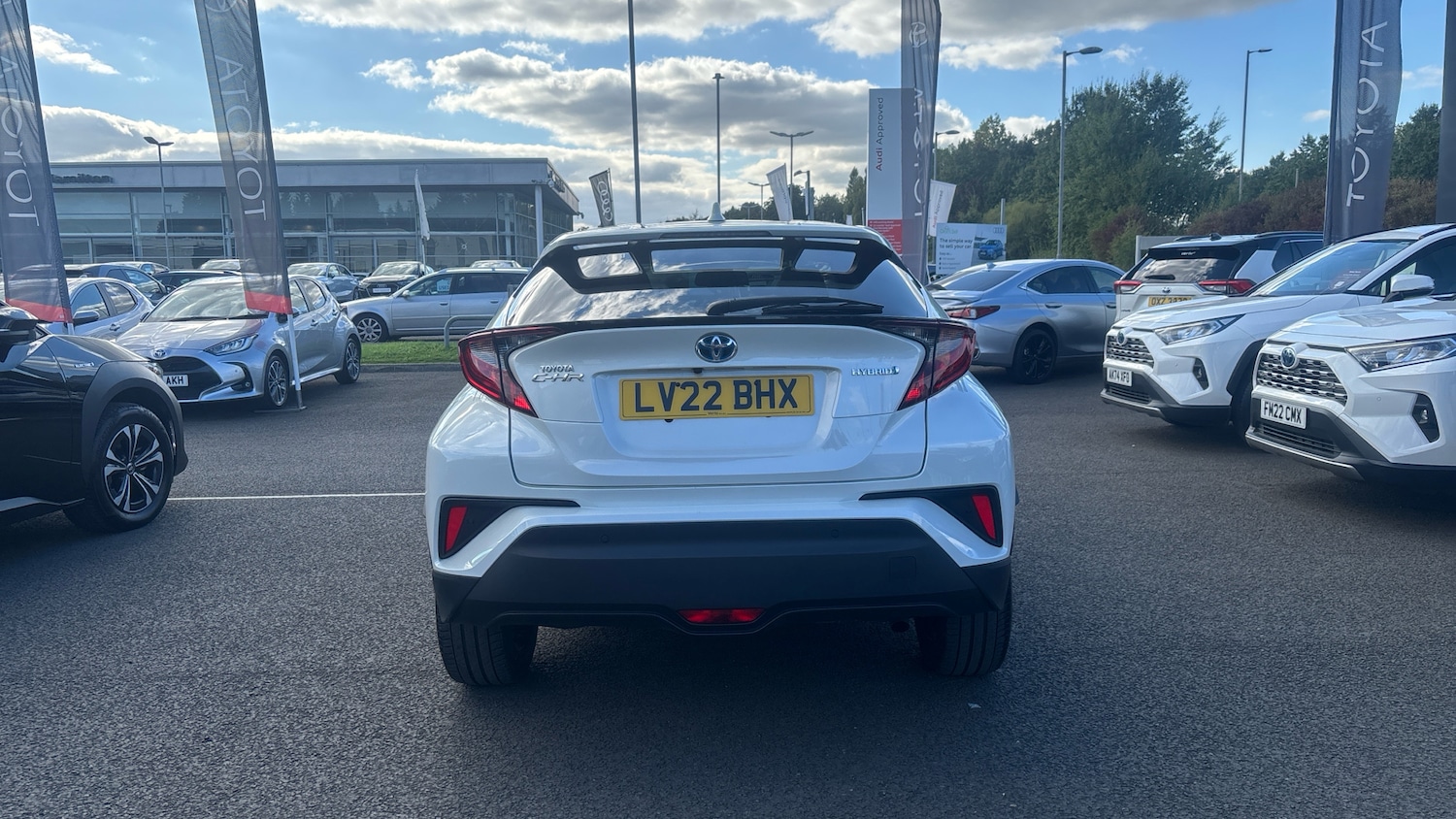 Used Toyota C-HR 2022 for sale - 76384888: Photo 19