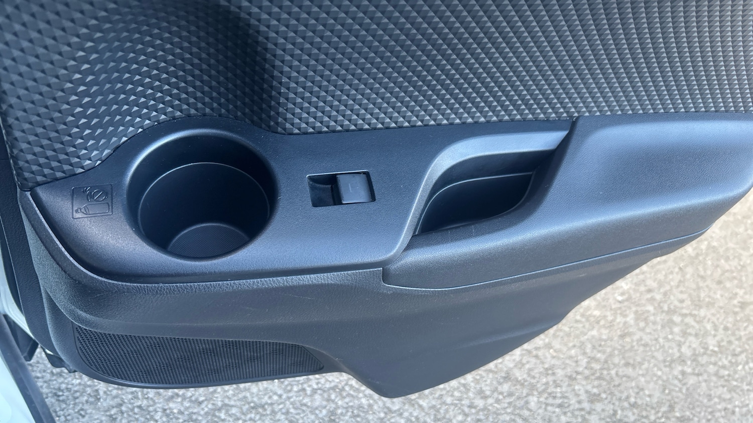 Used Toyota C-HR 2022 for sale - 76384888: Photo 29