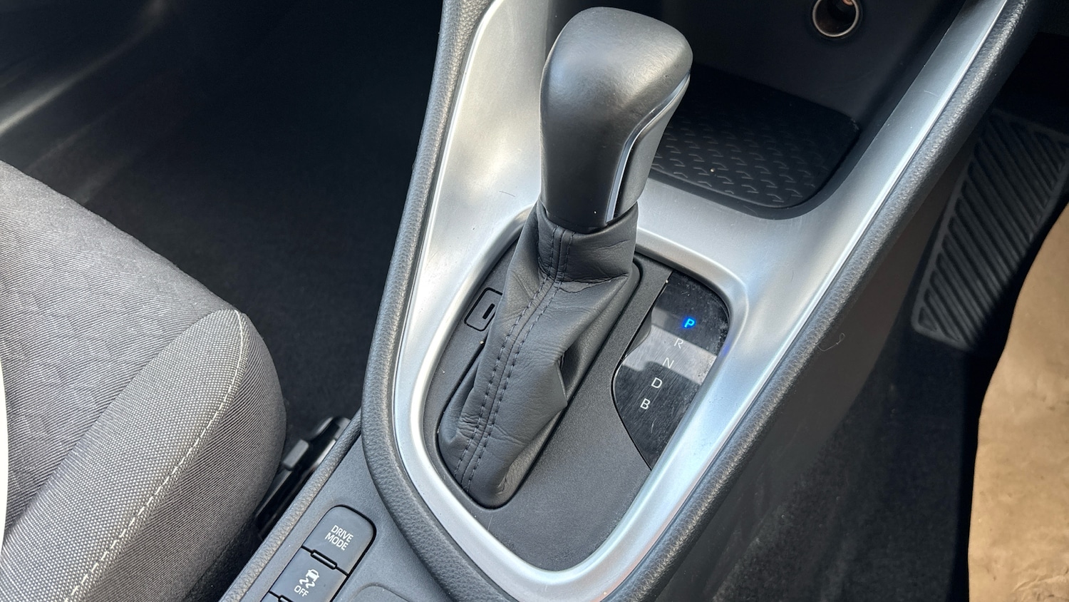 Used Toyota Yaris 2022 for sale - 76363274: Photo 22