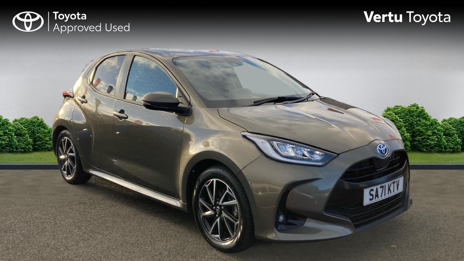 Used Toyota Yaris 2021 for sale - 76616360: Photo 1