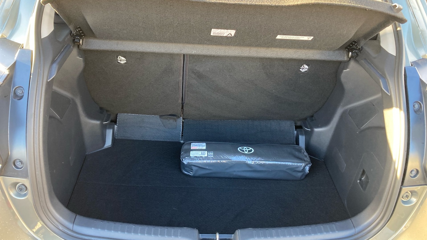 Used Toyota Yaris 2021 for sale - 76616360: Photo 14