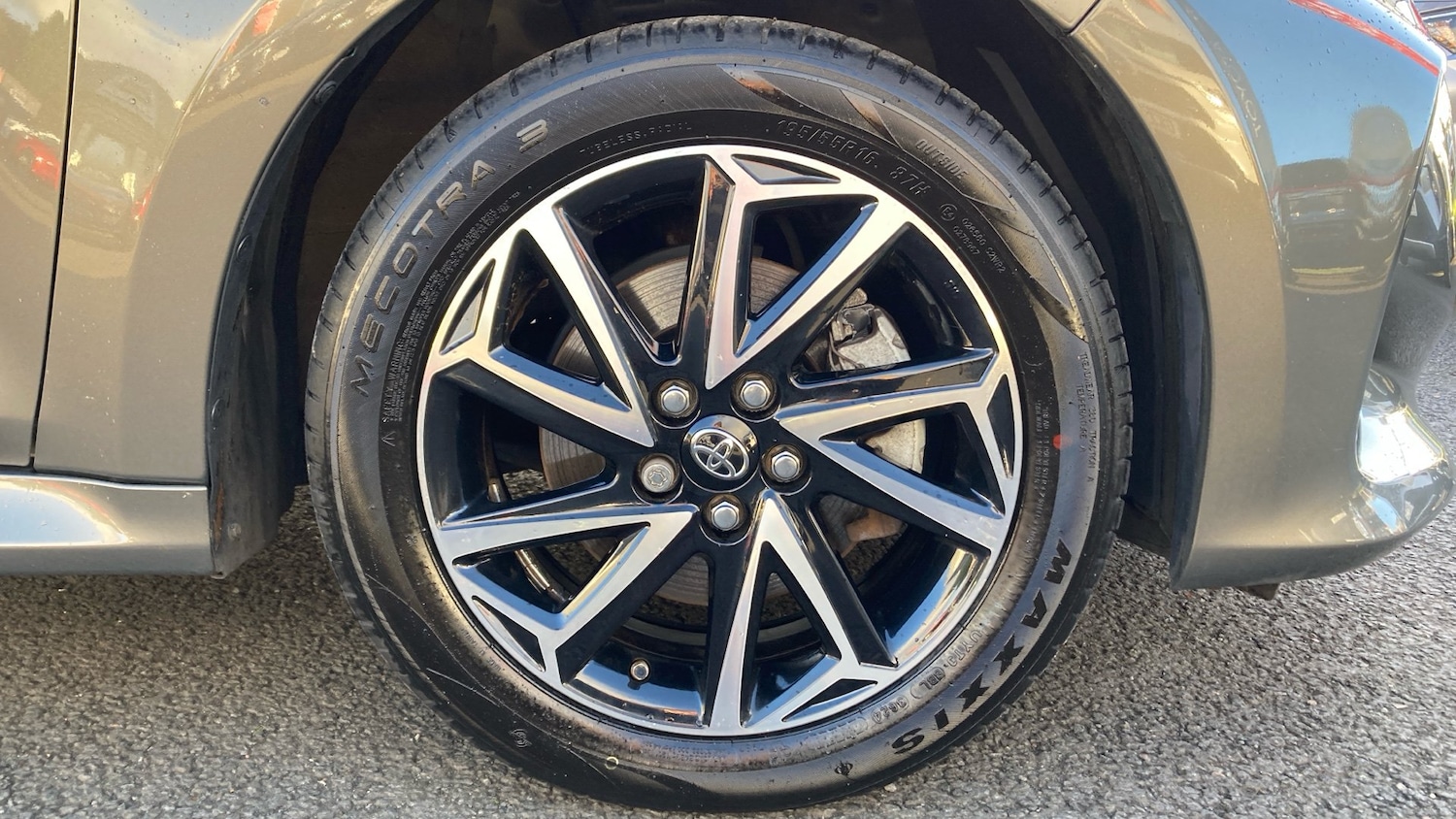 Used Toyota Yaris 2021 for sale - 76616360: Photo 23