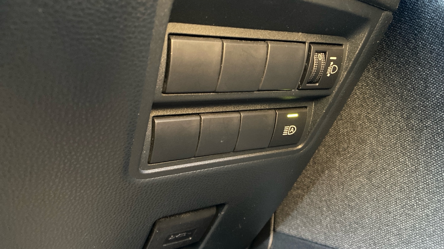 Used Toyota Yaris 2021 for sale - 76616360: Photo 32