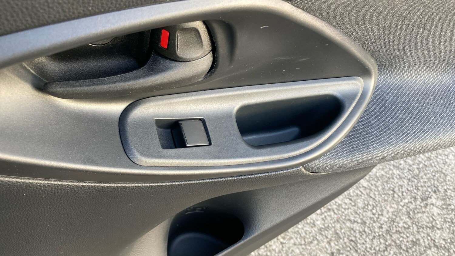 Used Toyota Yaris 2021 for sale - 76616360: Photo 33