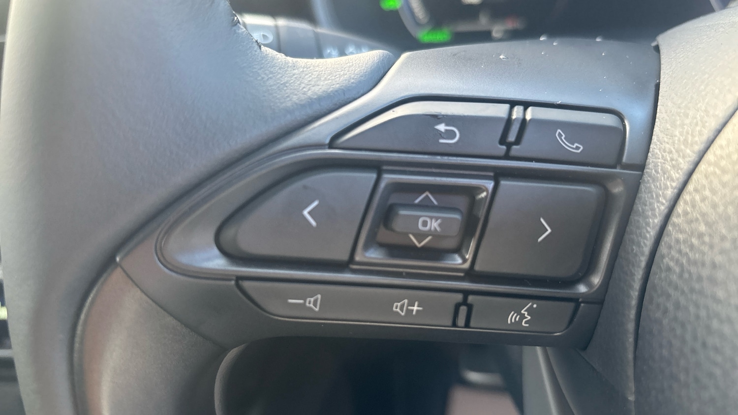 Used Toyota Yaris 2025 for sale - 77136821: Photo 32