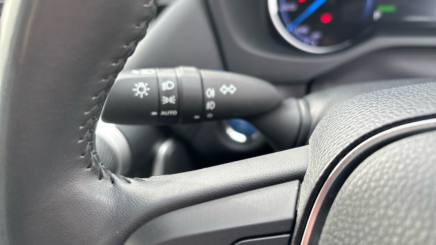 Used Toyota RAV4 2020 for sale - 76196367: Photo 29